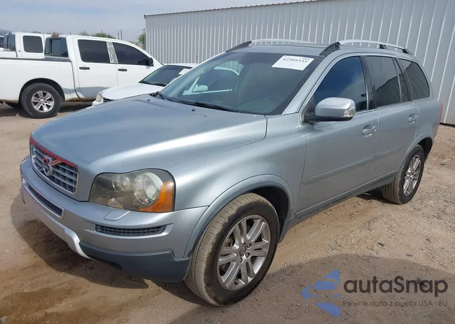 YV4952CY8B1574460: 42304333