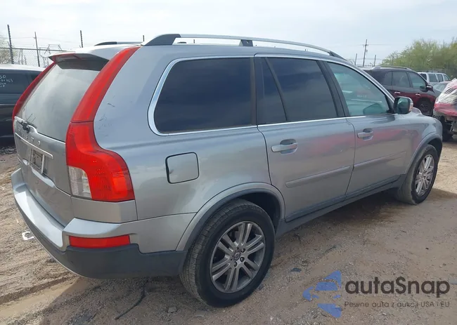 YV4952CY8B1574460: 42304333