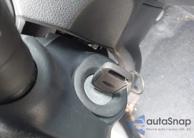 3N1BC13E29L430726: 42304526