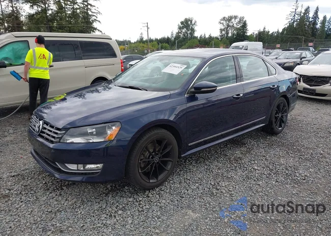 1VWCN7A33CC061052: 42304529