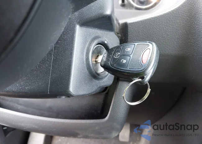 1C4NJDEB6ED891657: 42304585