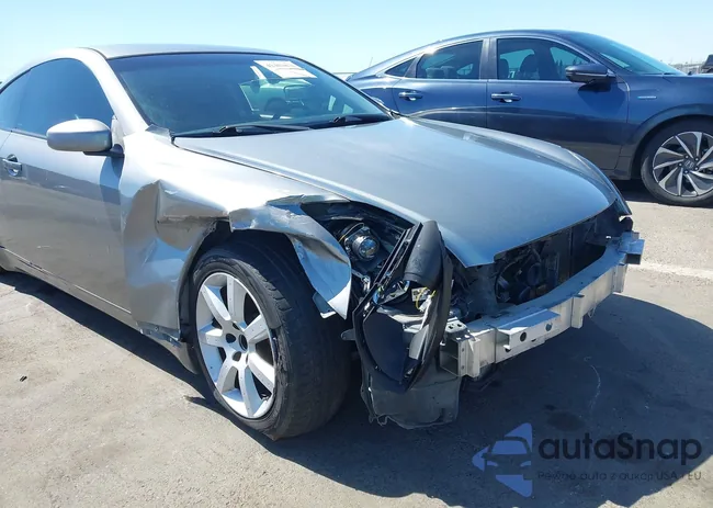 JNKCV54E64M809517: 42303870