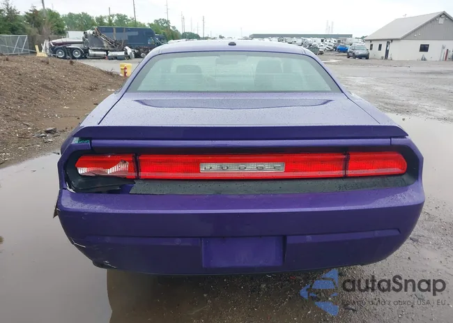 2C3CDYBT0DH671598: 42304053