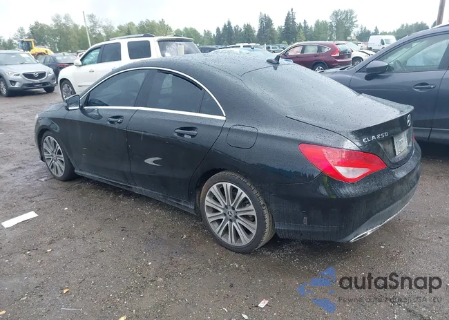 WDDSJ4EB0JN657205: 42304072