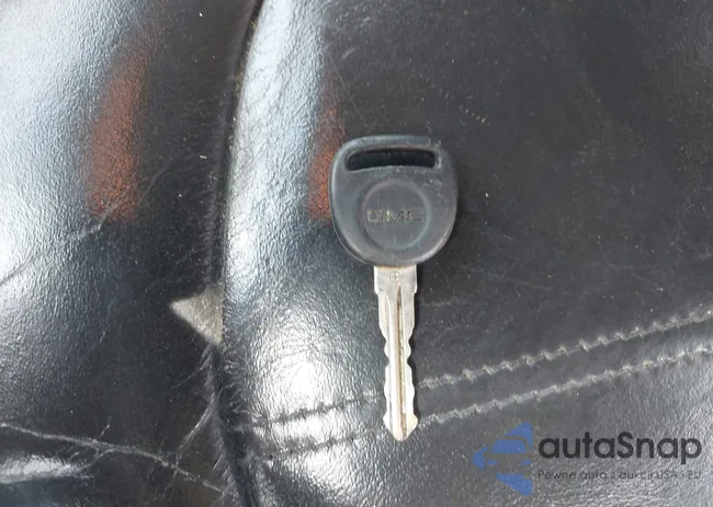 1GKLRMED7AJ176632: 42305202