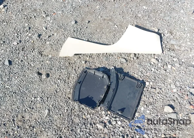 YV126MFK3F1344944: 42305253