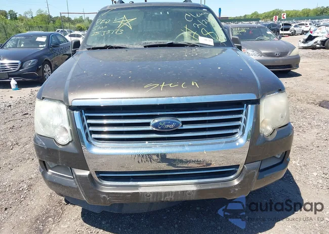 1FMEU73E68UA66143: 42305270