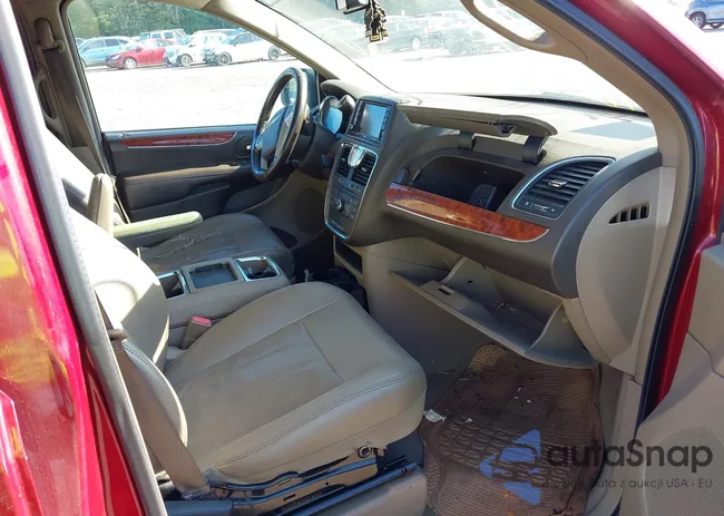 2C4RC1BG7DR605773: 42305282