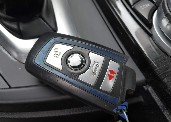 WBA4F9C56HG792585: 42305439