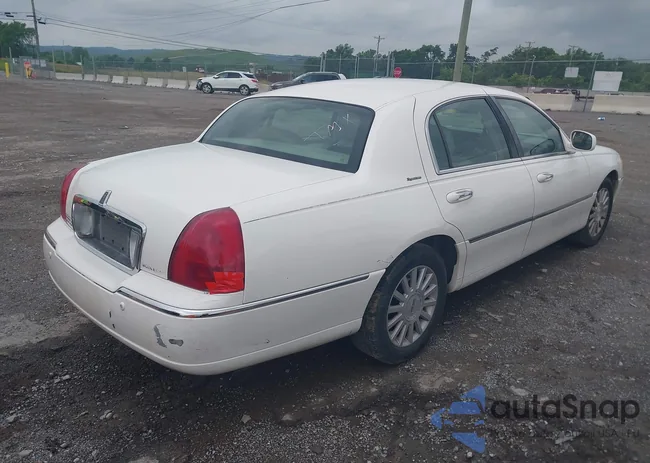 1LNHM81W34Y639078: 42305661