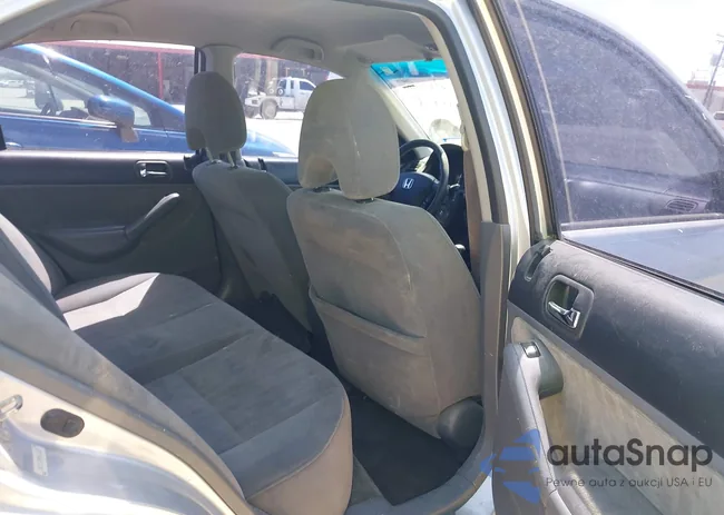 2HGES15593H621622: 42304946