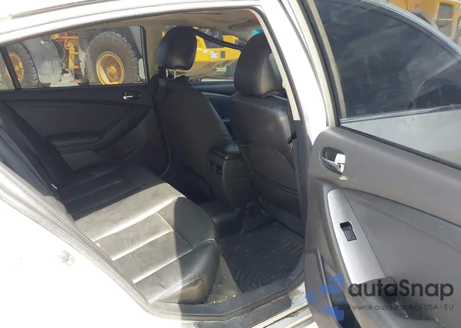 1N4CL2AP1BC109036: 42304968