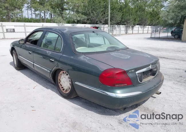 1LNFM97V6WY671313: 42304977