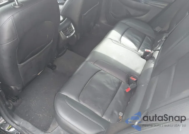 1G1ZD5ST0LF157991: 42305026