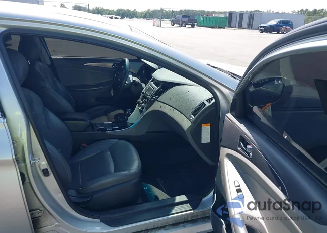 KMHEC4A4XDA085236: 42305105