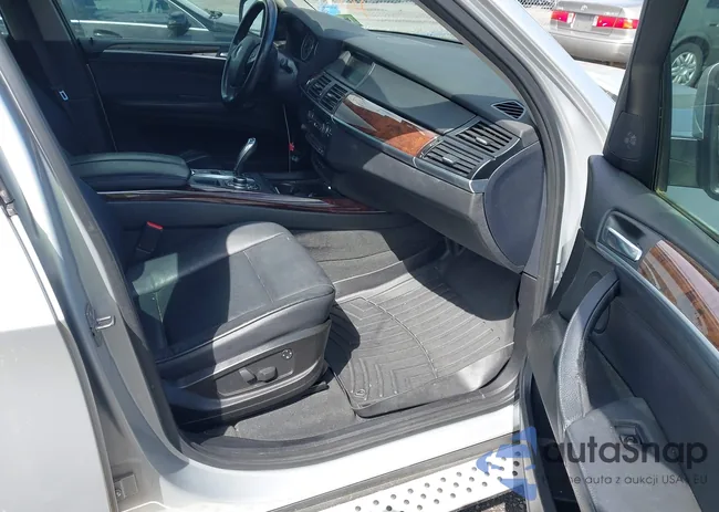 5UXFE8C58AL312356: 42305125