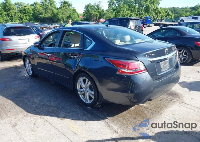 1N4BL3AP0FC263504: 42305131