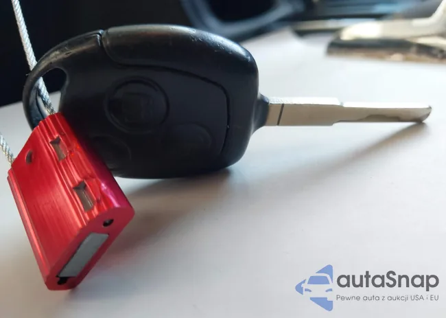 3FADP4EJ4DM183837: 42306359