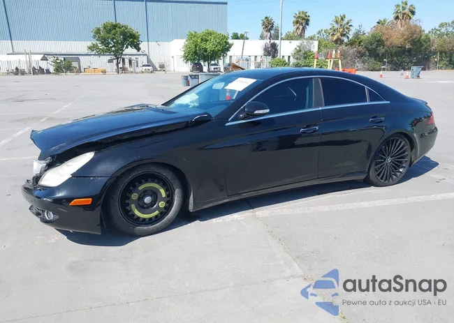 WDDDJ72XX8A130445: 42306462