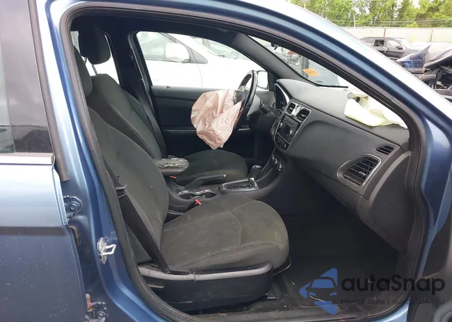 1C3BC1FB8BN603948: 42306513