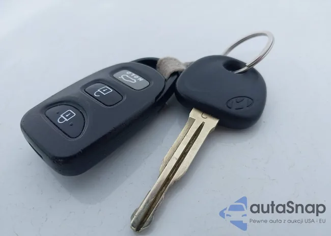 5NPDH4AE2GH780060: 42306614