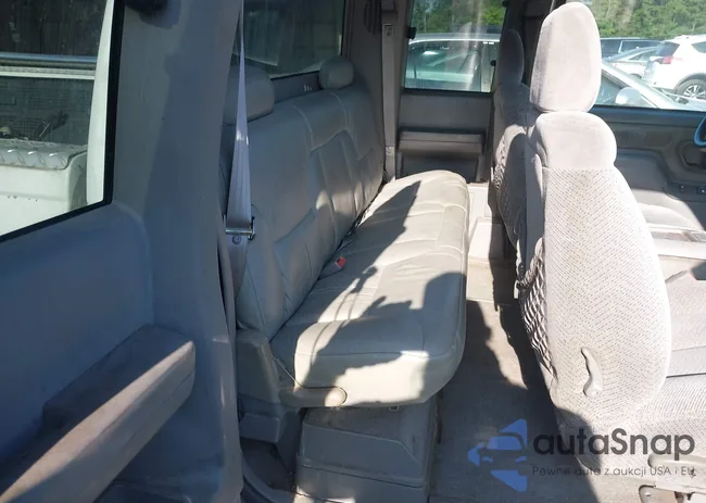 2GCEC19R9V1105328: 42306664