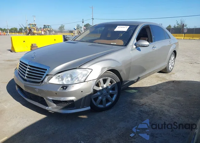 WDDNG86X49A268373: 42305872