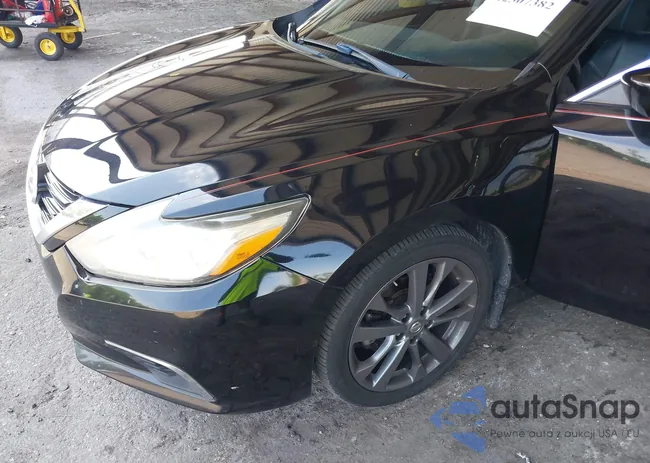 1N4AL3AP1JC277304: 42307382