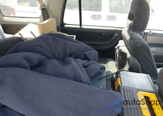 JHLRD28441C001167: 42307393