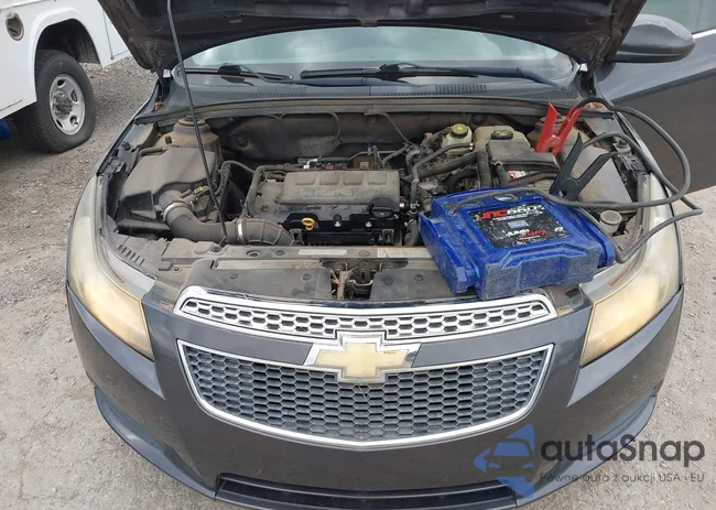 1G1PF5S98B7172267: 42307433