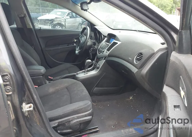 1G1PF5S98B7172267: 42307433