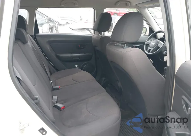 KNDJT2A59D7766212: 42307479