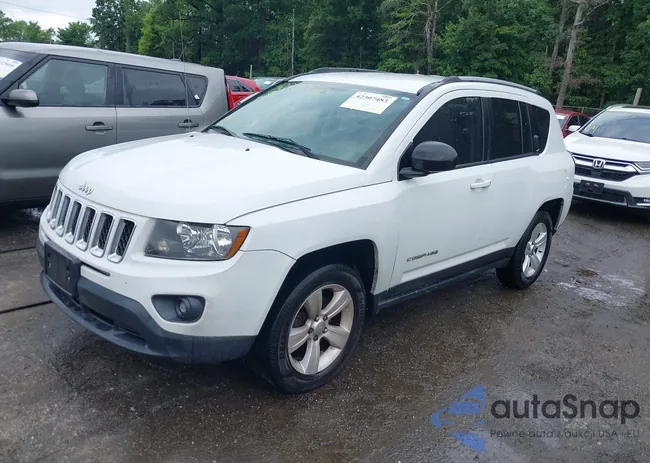 1C4NJCBA2GD753509: 42307483