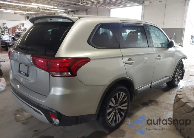 JA4AZ3A32LZ045956: 42307535