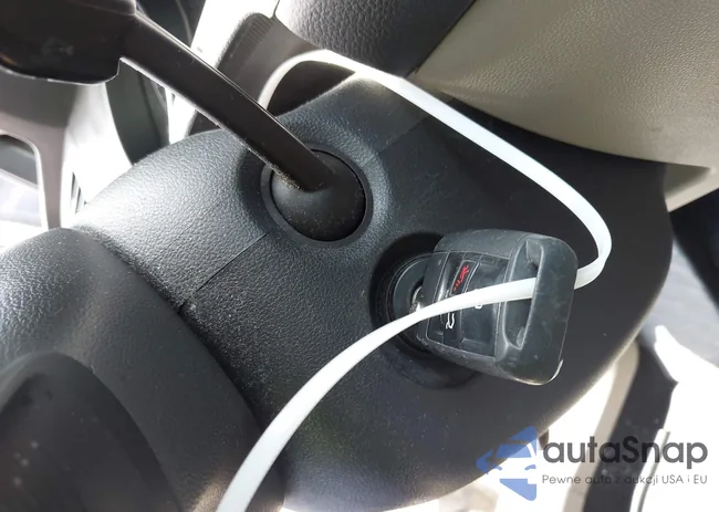 3VW2A7AU2FM046626: 42307575