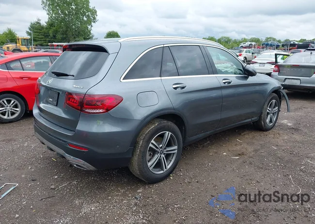 W1N0G8EB2LF815668: 42307644