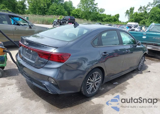 3KPF54AD7NE454720: 42307651