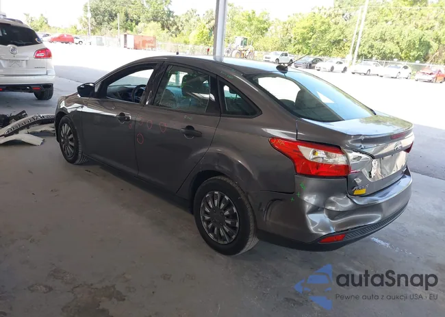 1FADP3E26DL187358: 42307668