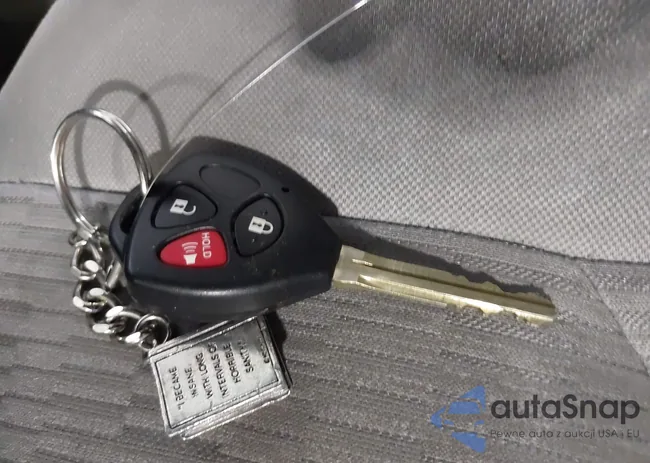 JTMJF4DV9C5052802: 42307671