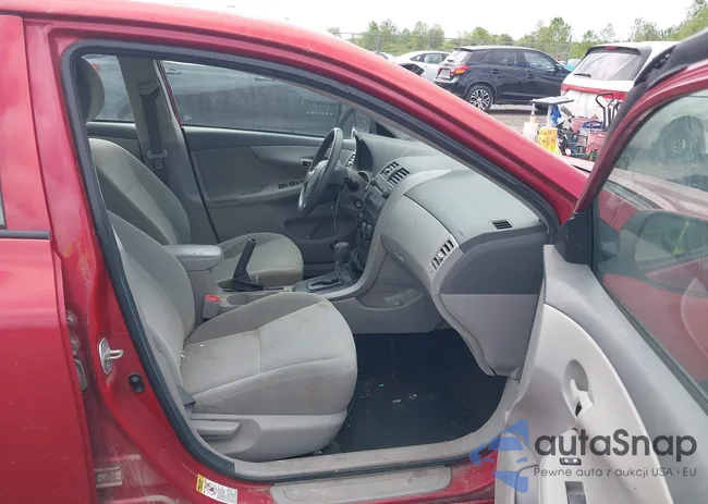 2T1BU40E99C012084: 42307703