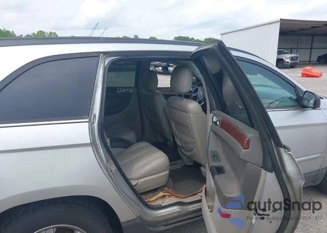 2C8GF68474R335175: 42307756