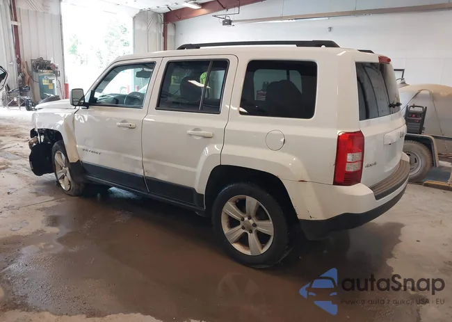 1C4NJRFB4GD658942: 42306838