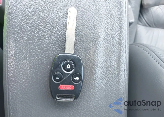 1HGCM66897A073729: 42308276