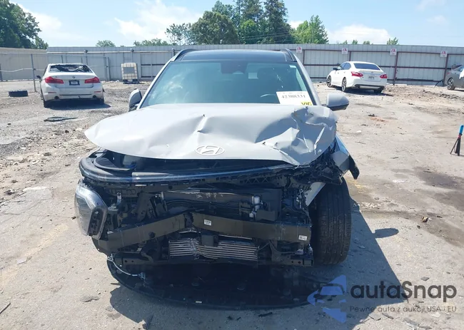 KM8HE3A33RU083715: 42308331