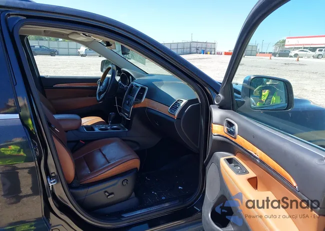 1C4RJECG4DC588418: 42308427