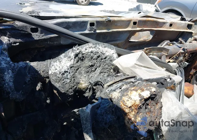 1G1PE5SB5F7121823: 42308648