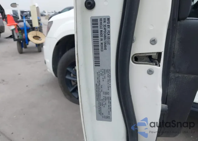 3C4PDCAB0LT264640: 42308659