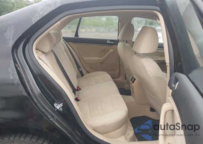 3VWJM71K09M165670: 42308660