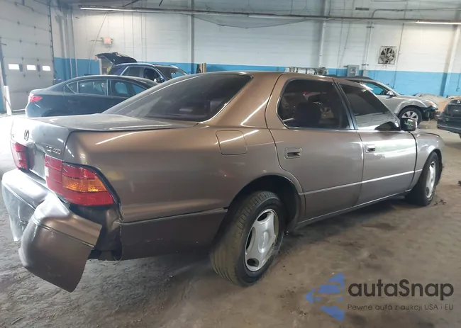 JT8BH28F2X0158998: 42308667