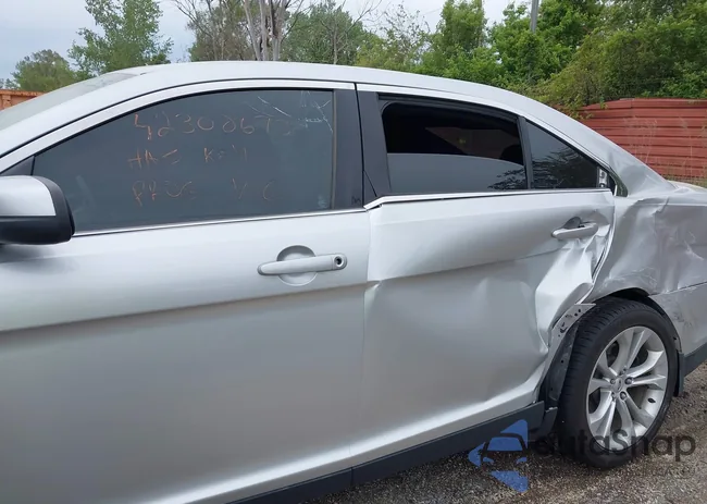 1FAHP2E85DG153128: 42308673